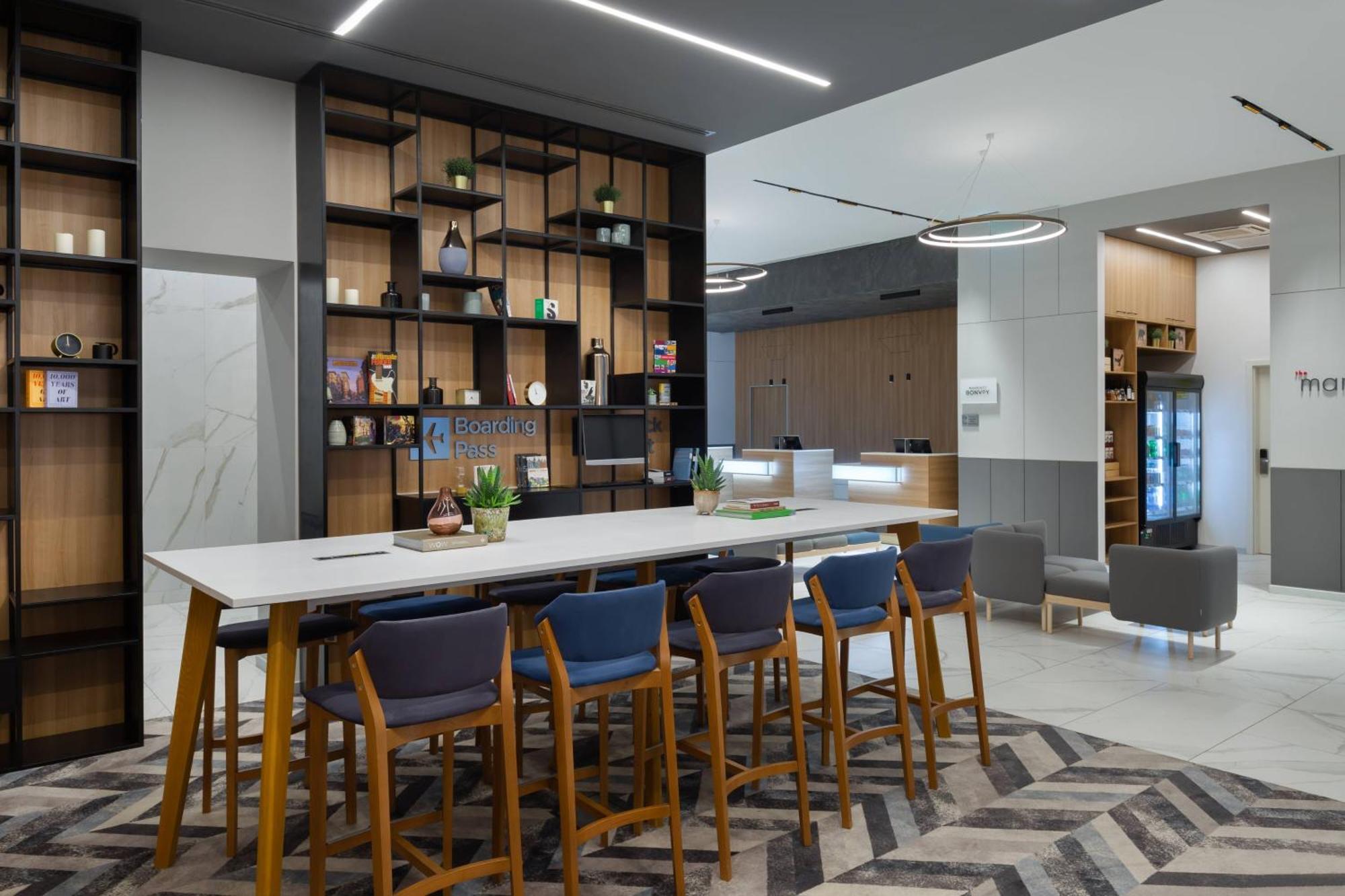 Courtyard By Marriott Floreasca Hotel 4*